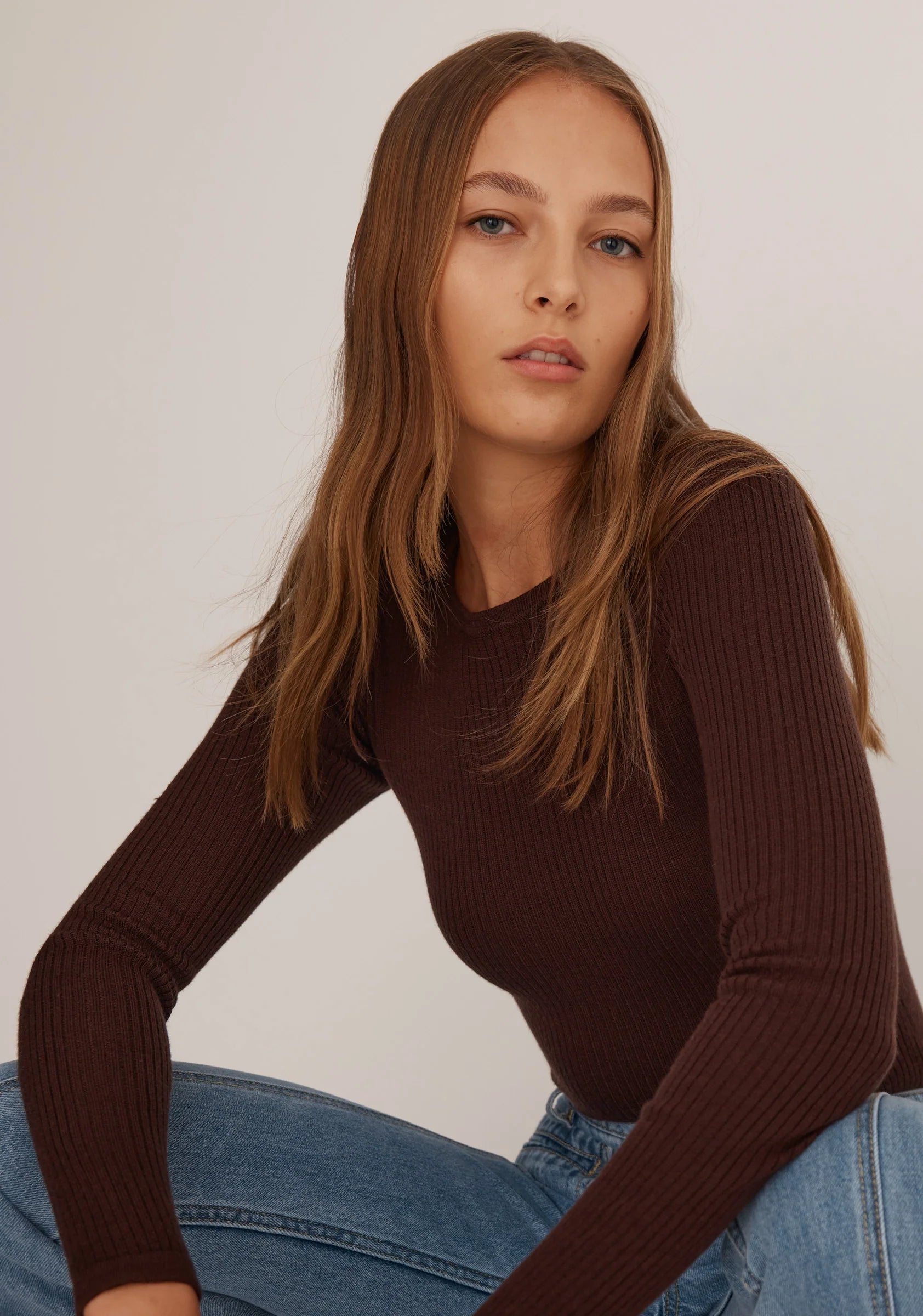 Morrison Morri Merino Rib Round Neck - Chocolate