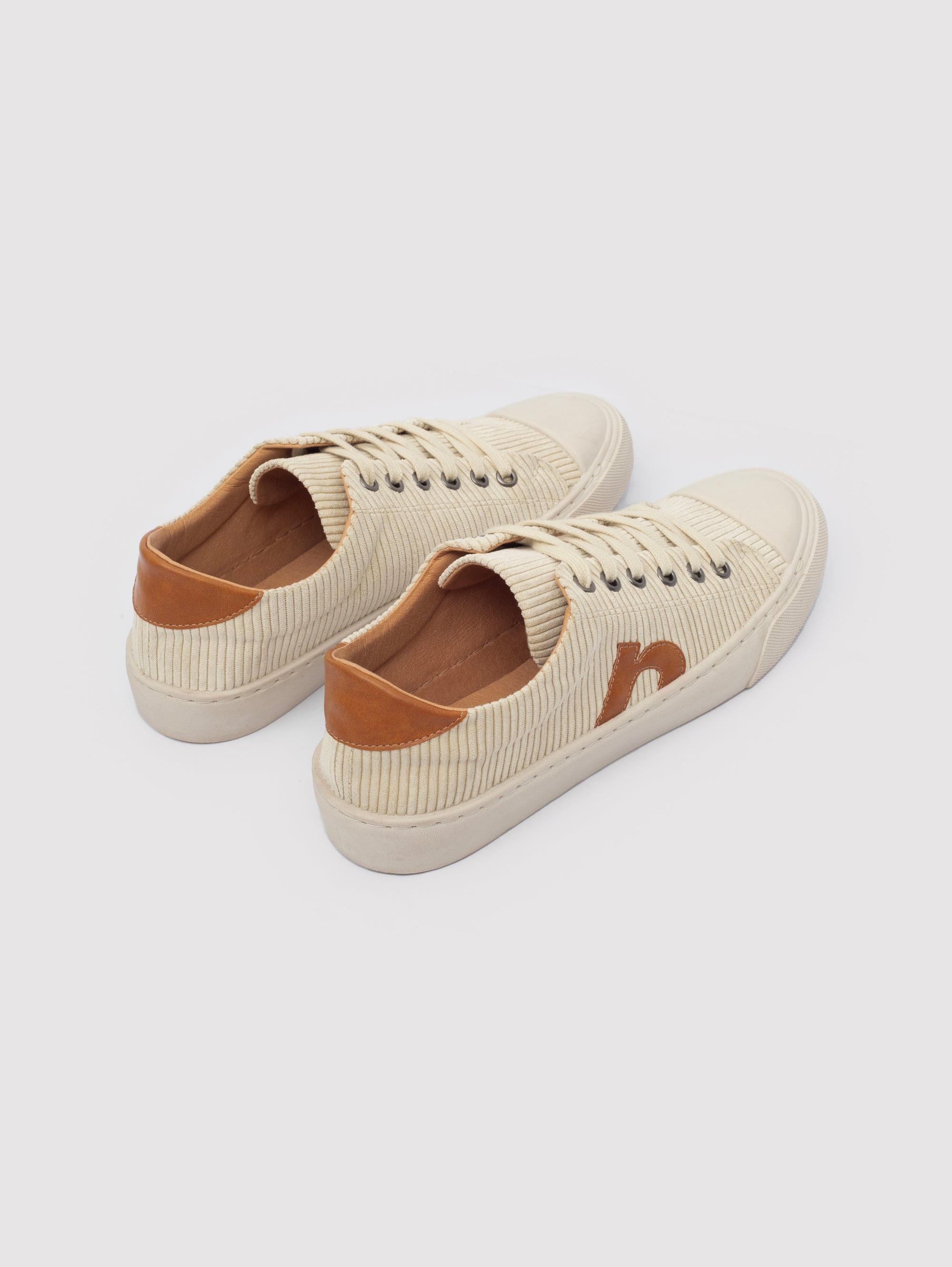 Nice Things Paloma Corduroy Sneaker