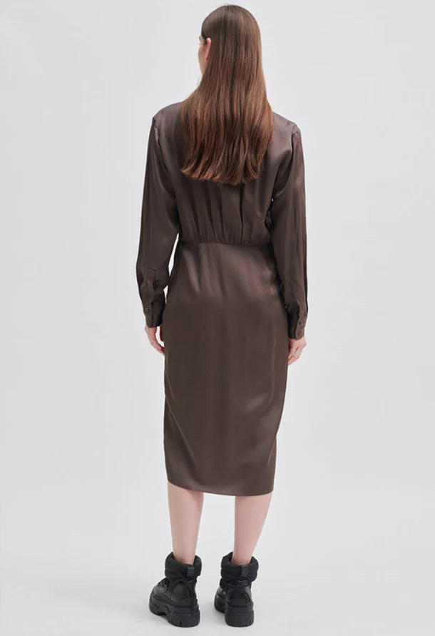 Second Female Galeries Dress