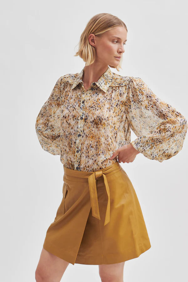 Second Female Linaria Blouse
