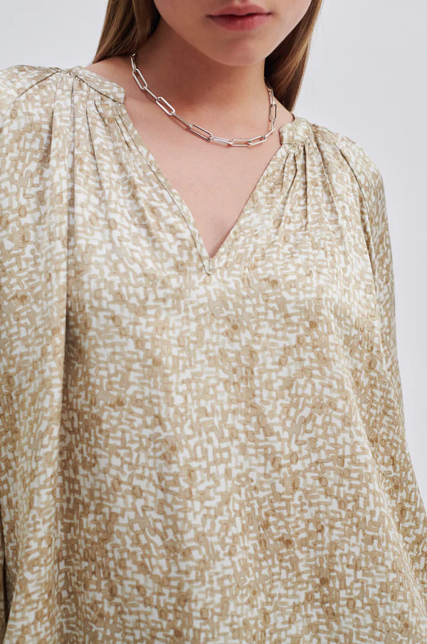 Second Female Tavan Tunic Blouse