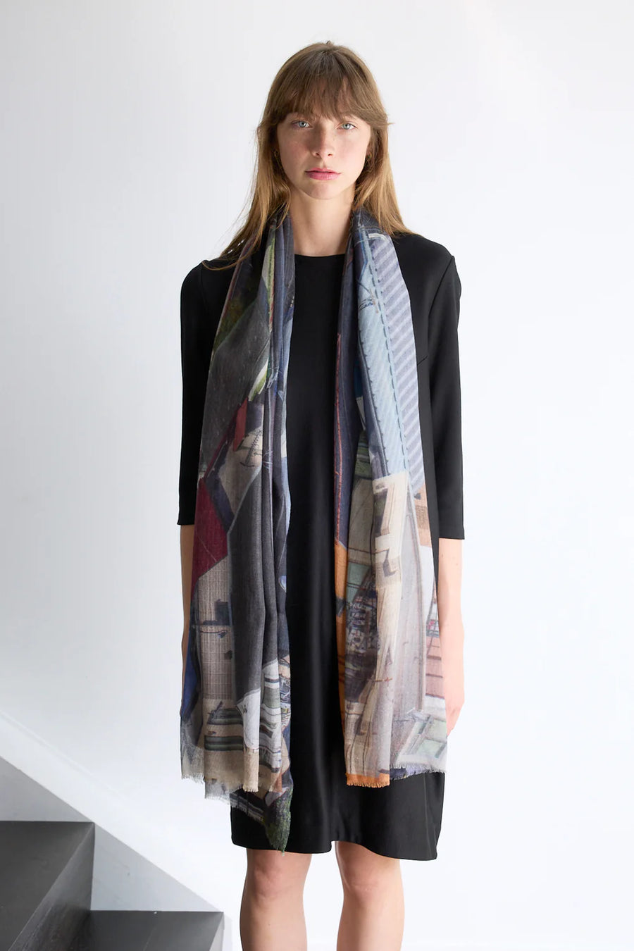 Multicoloured wool scarf Blue and mustard tones. Model long 