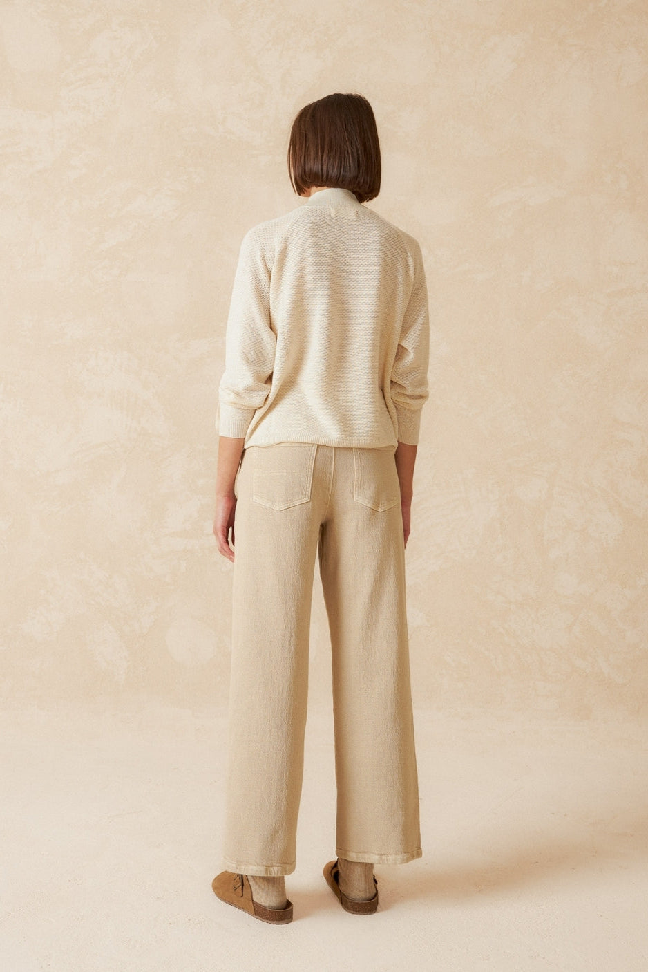 Cream knit long sleeve jumper with Perkins collar and raglan sleeve. 