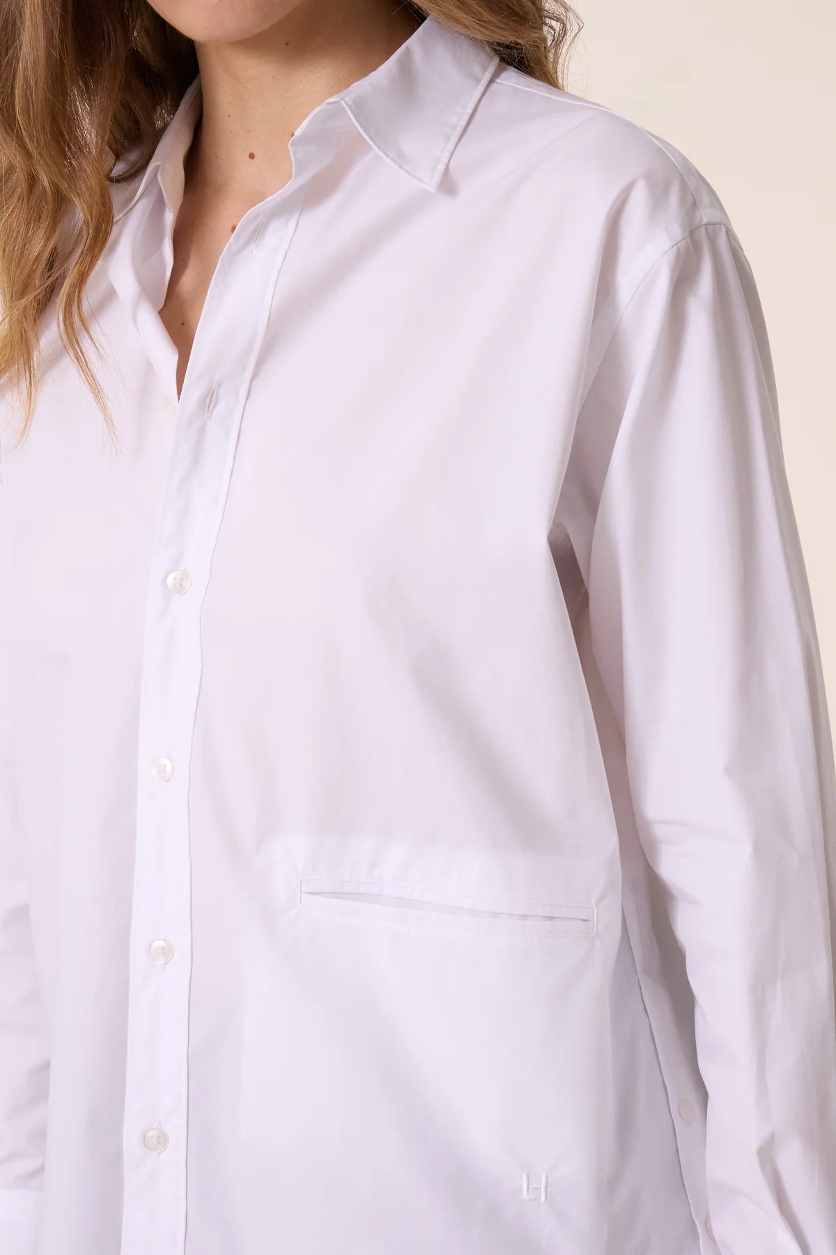 White Cotton Shirt ladies. Model.  Close up. 