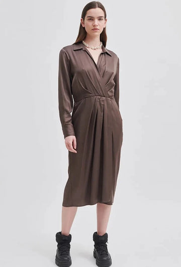 Second Female Galeries Dress
