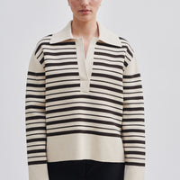 Striped Cotton Knit with collar. 