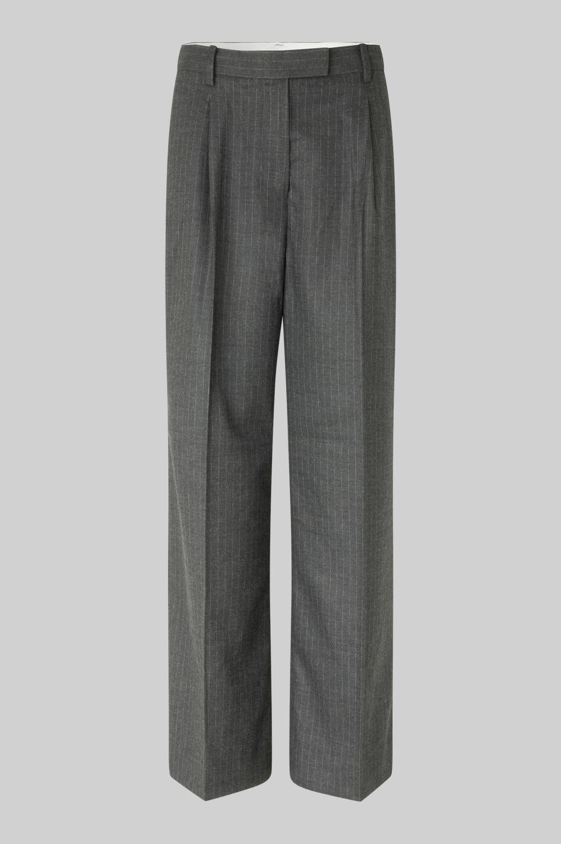 Mid Rise Straight leg pin stripe suit pant in dark grey melange. 